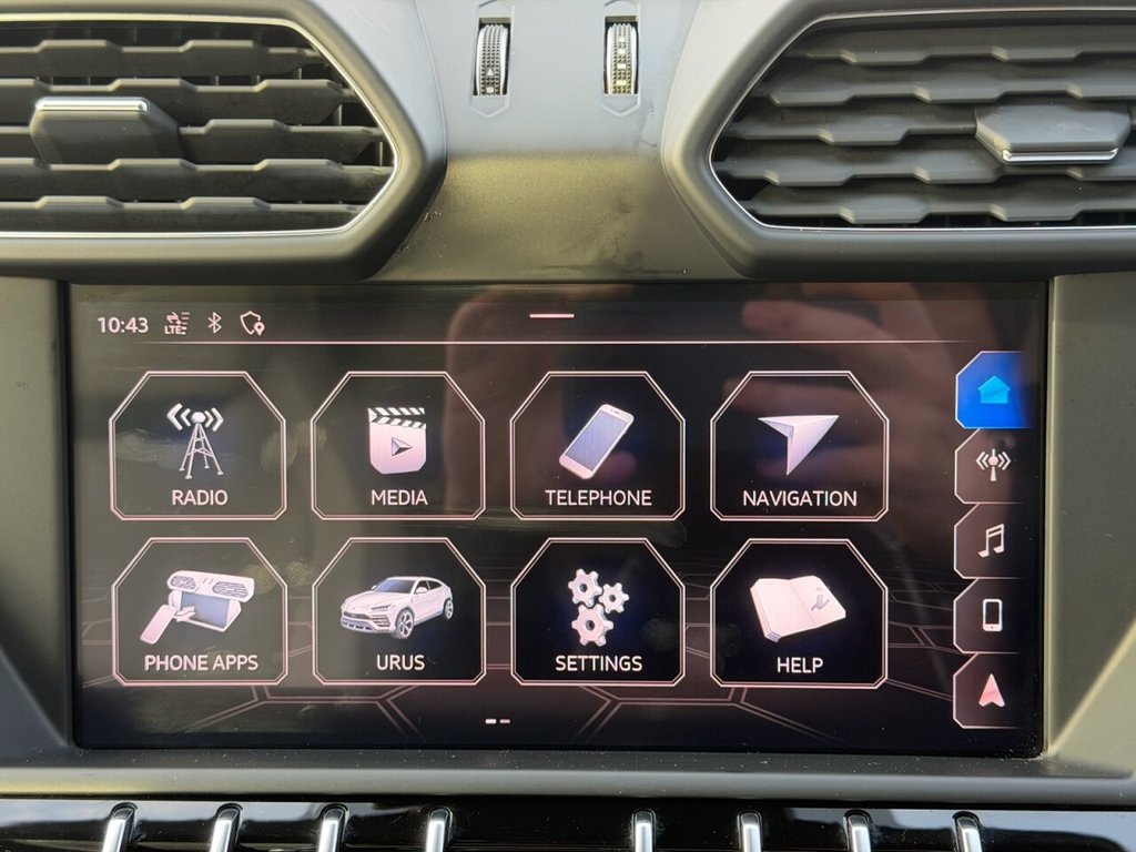 Used Lamborghini Urus 2019 for sale - 76962470: Photo 44