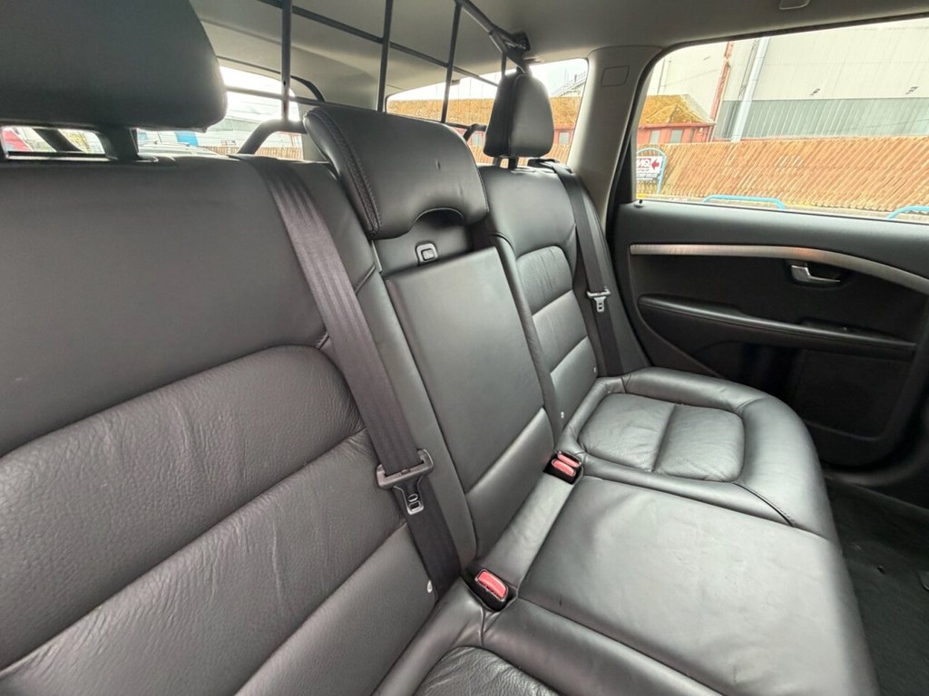 Used Volvo XC70 2013 for sale - 78167318: Photo 10