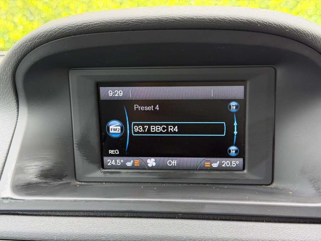 Used Volvo XC70 2013 for sale - 78167318: Photo 19