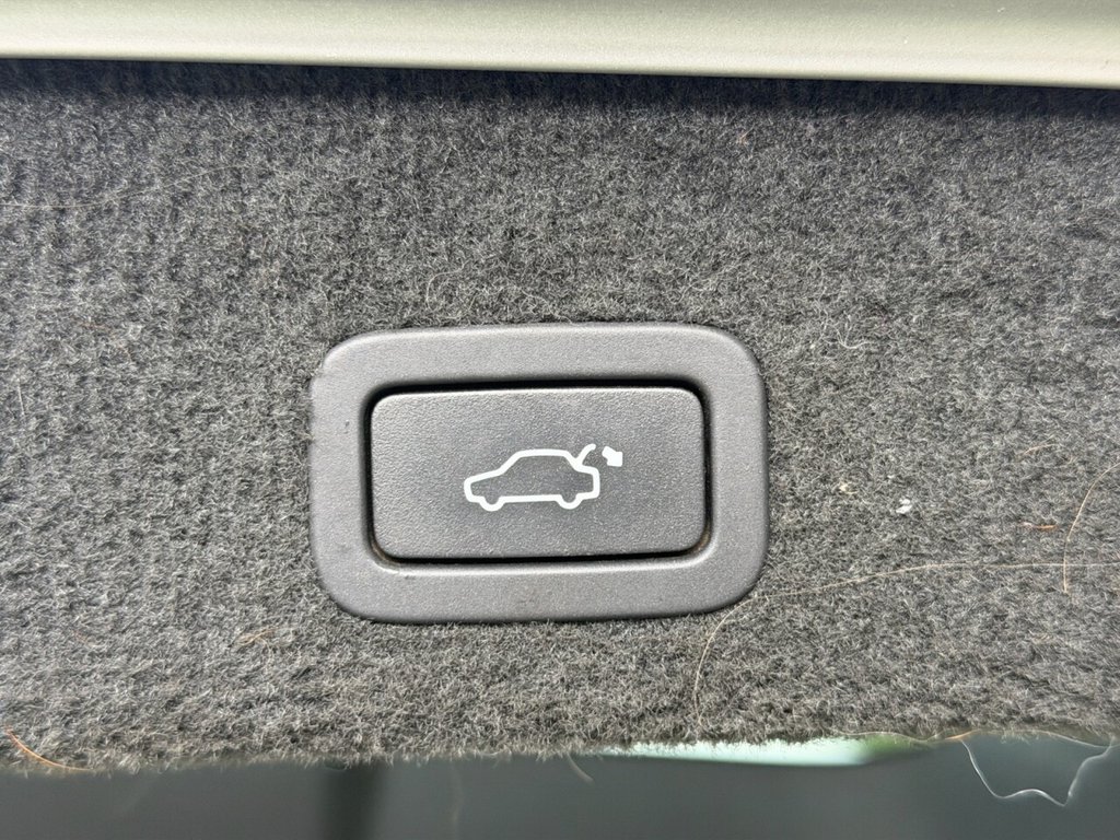 Used Volvo XC70 2013 for sale - 78167318: Photo 21