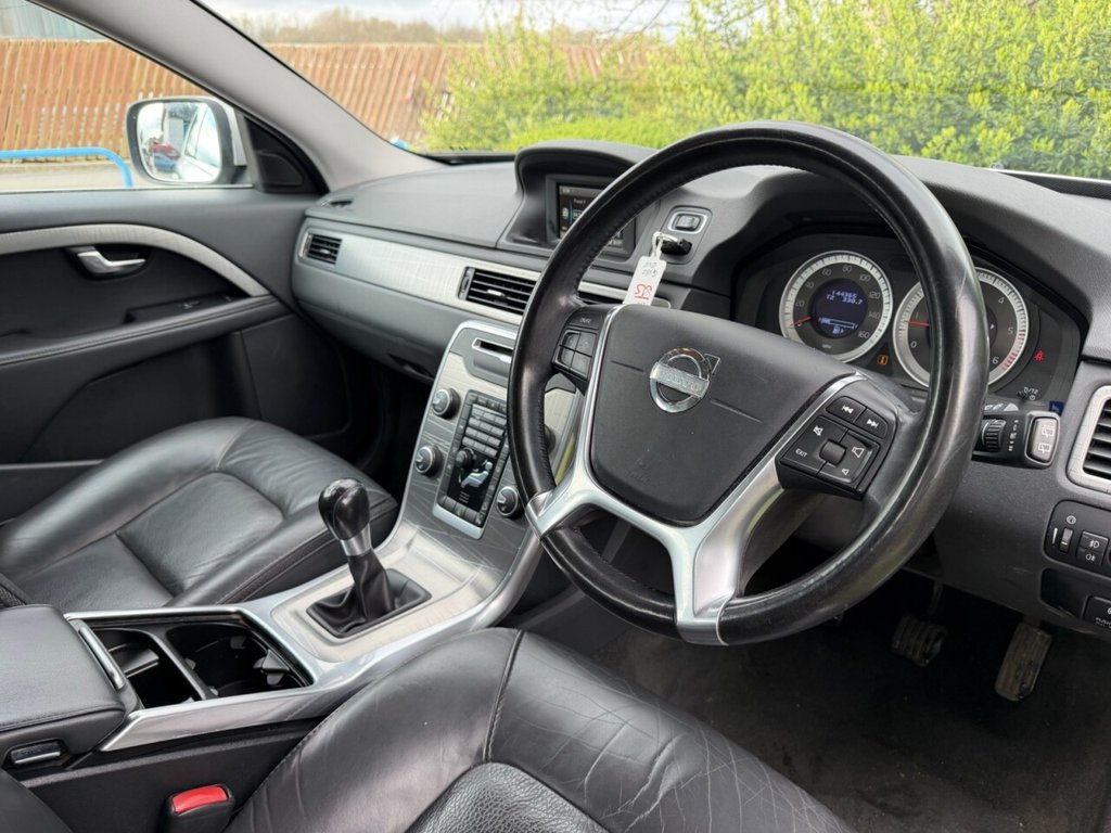 Used Volvo XC70 2013 for sale - 78167318: Photo 3