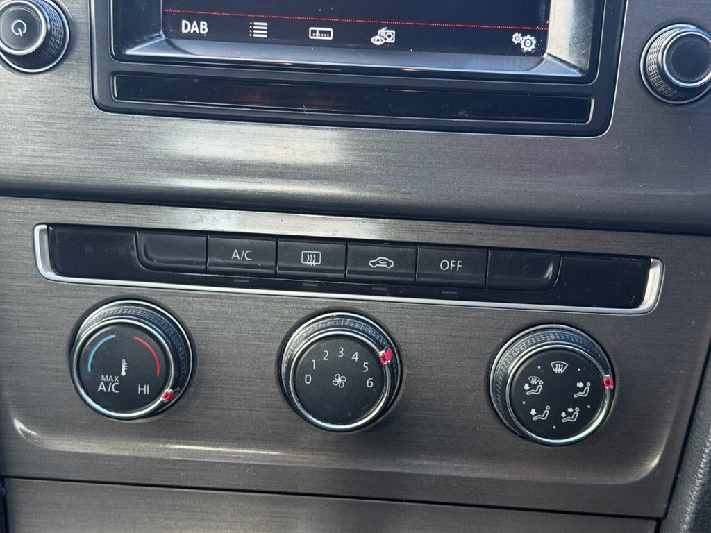 Used Volkswagen Golf 2013 for sale - 76909772: Photo 21