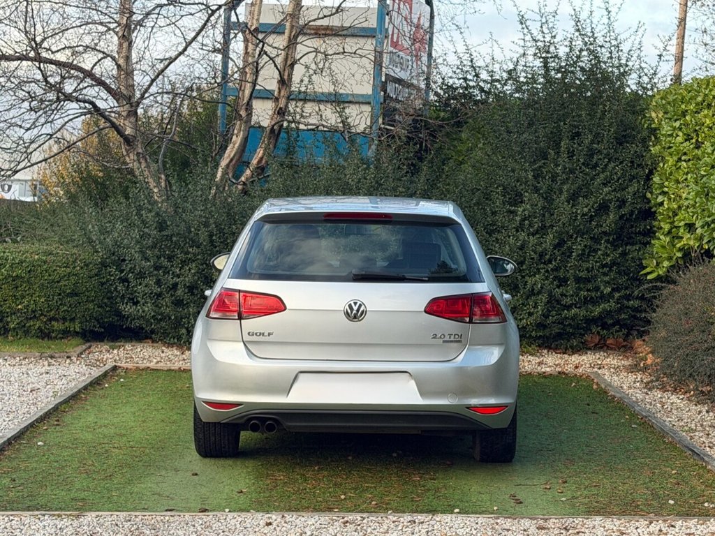 Used Volkswagen Golf 2013 for sale - 76909772: Photo 4