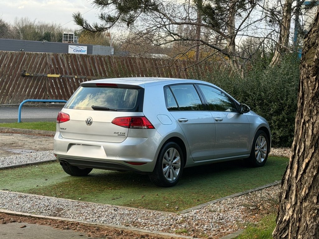 Used Volkswagen Golf 2013 for sale - 76909772: Photo 5