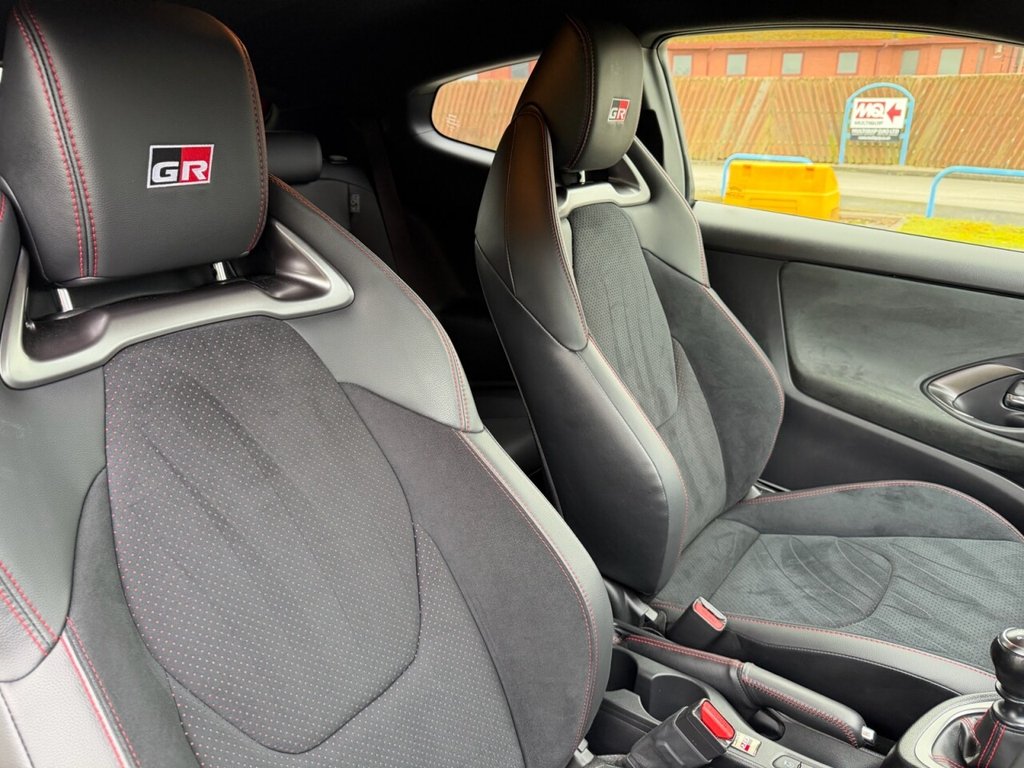 Used Toyota Yaris 2021 for sale - 77667058: Photo 15