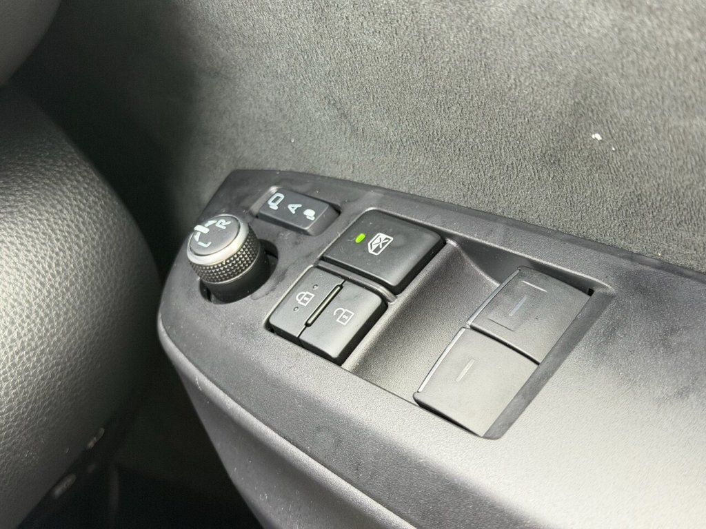 Used Toyota Yaris 2021 for sale - 77667058: Photo 22