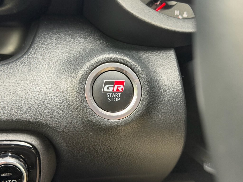 Used Toyota Yaris 2021 for sale - 77667058: Photo 31