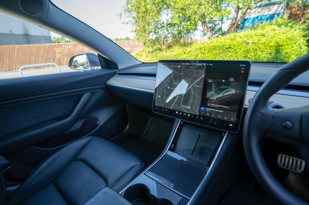Used Tesla Model 3 2019 for sale - 76023736: Photo 12