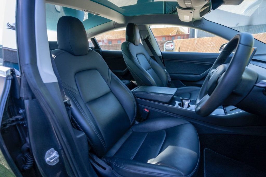 Used Tesla Model 3 2019 for sale - 76023736: Photo 14