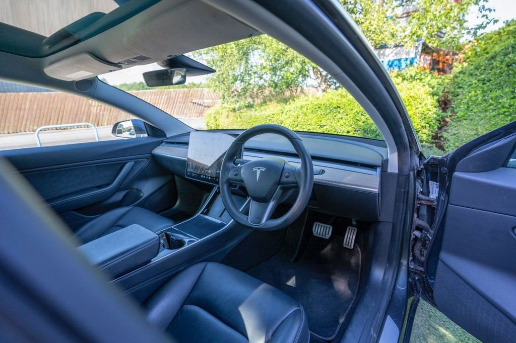 Used Tesla Model 3 2019 for sale - 76023736: Photo 15