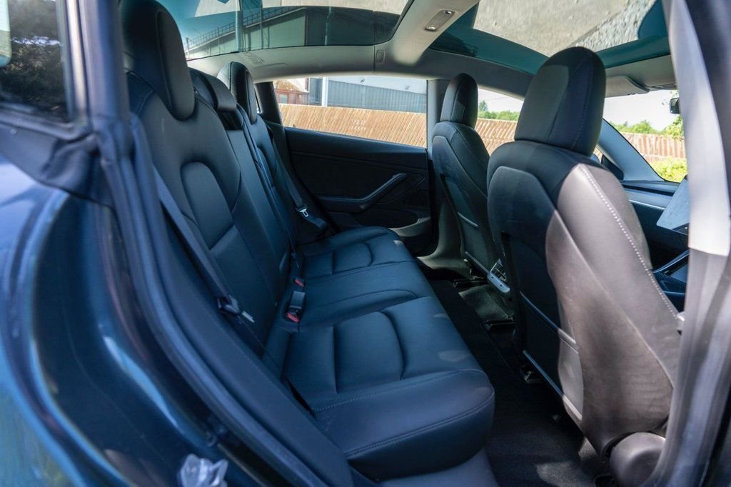 Used Tesla Model 3 2019 for sale - 76023736: Photo 17
