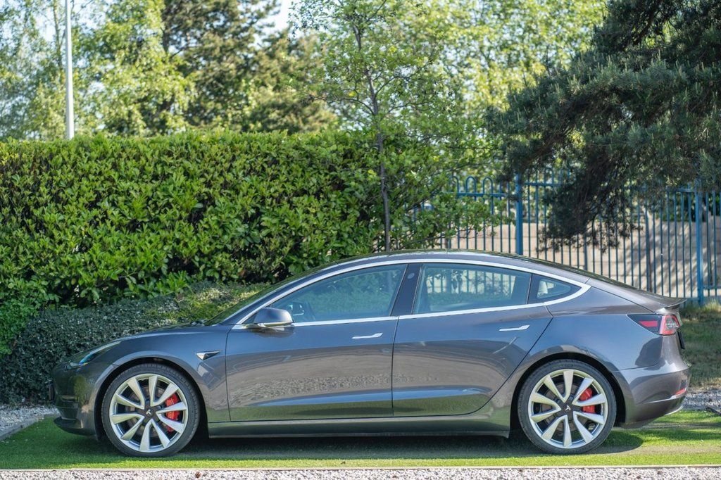 Used Tesla Model 3 2019 for sale - 76023736: Photo 19