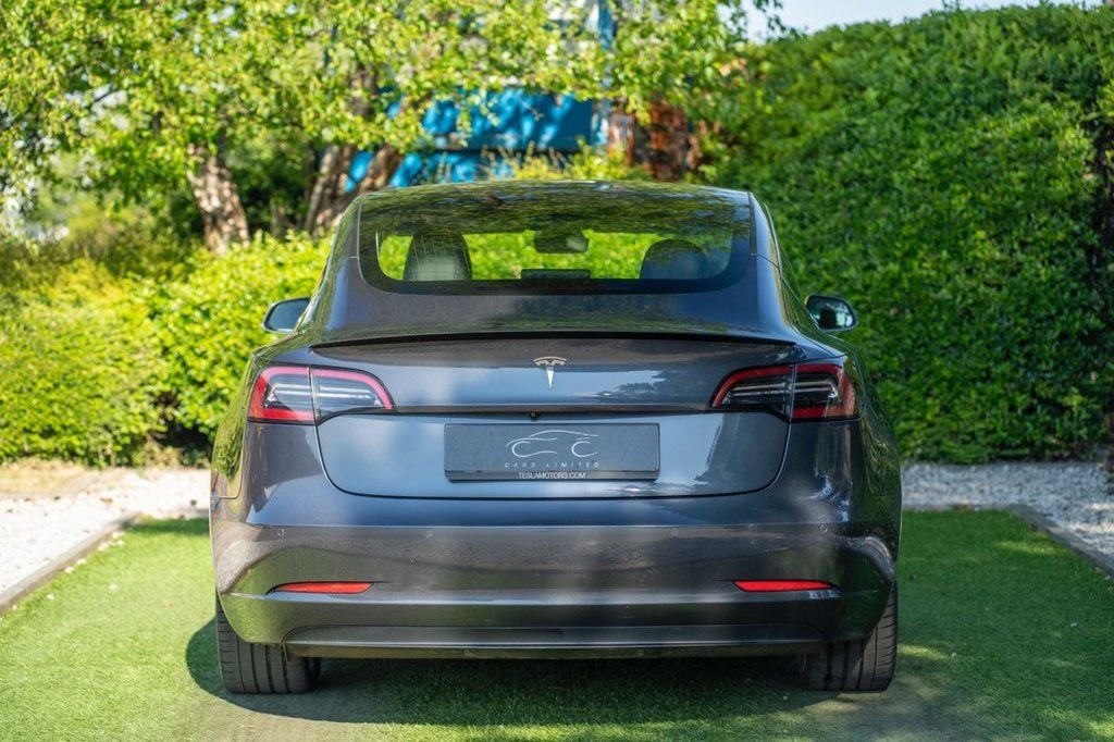 Used Tesla Model 3 2019 for sale - 76023736: Photo 3