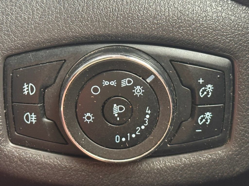 Used Ford Transit Connect 2018 for sale - 78083258: Photo 10