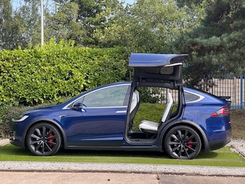 Used Tesla Model X 2018 for sale - 75579647: Photo