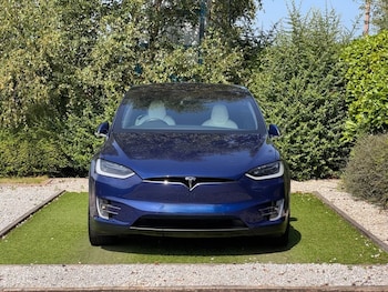 Used Tesla Model X 2018 for sale - 75579647: Photo