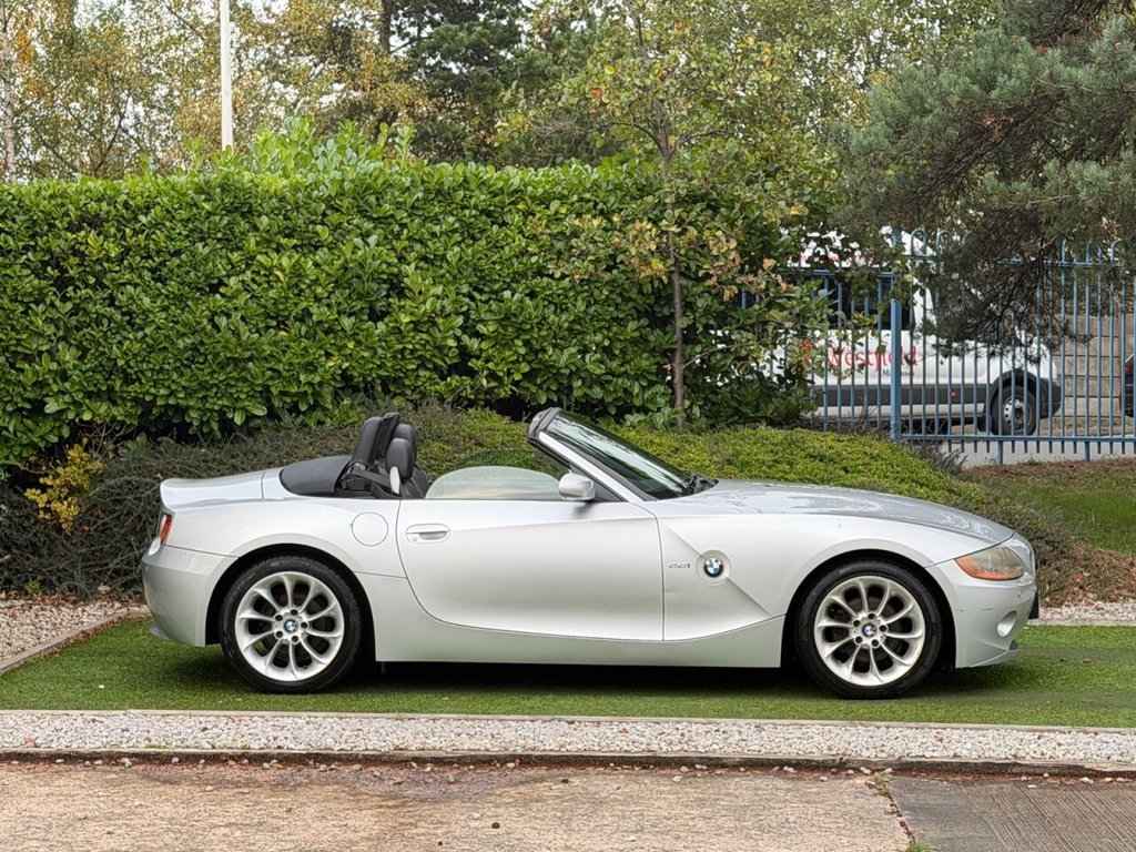 Used BMW Z4 2005 for sale - 76496623: Photo 2