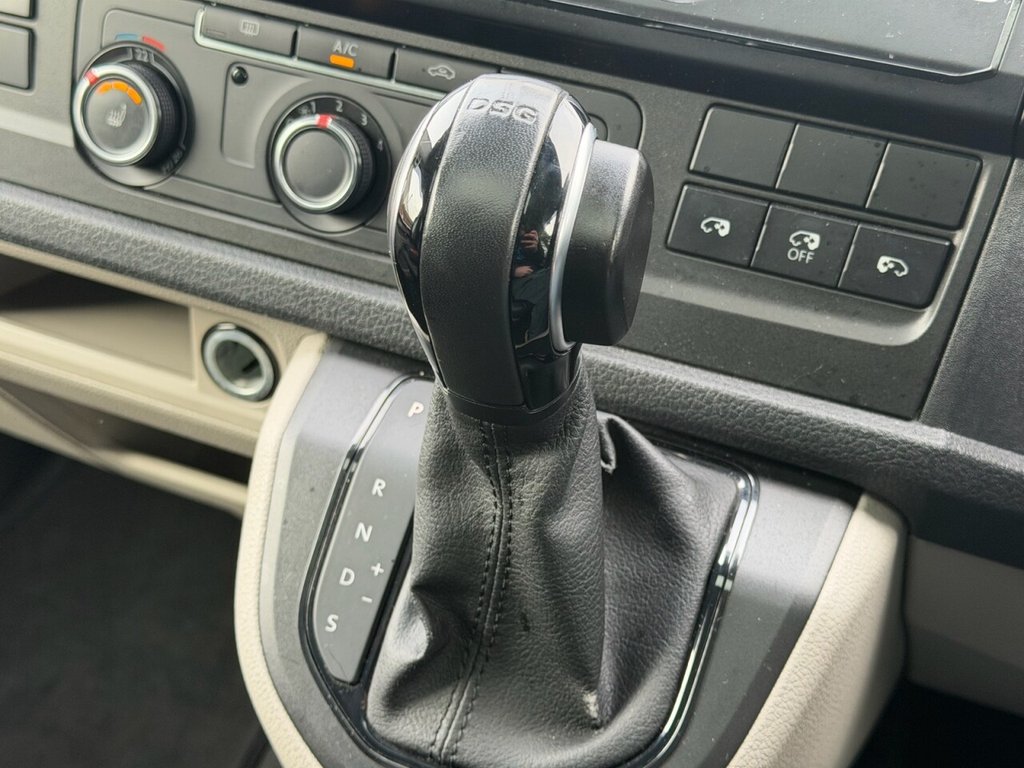 Used Volkswagen Transporter 2016 for sale - 77583275: Photo 16