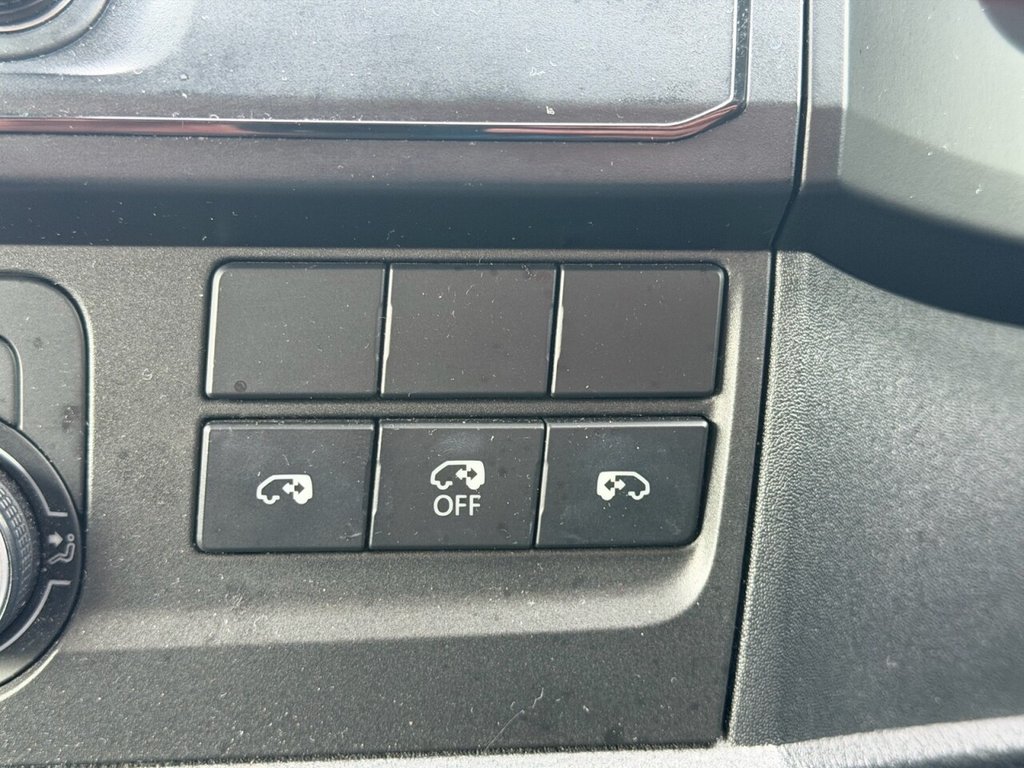 Used Volkswagen Transporter 2016 for sale - 77583275: Photo 24