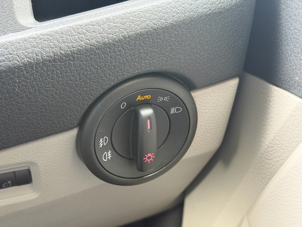 Used Volkswagen Transporter 2016 for sale - 77583275: Photo 29