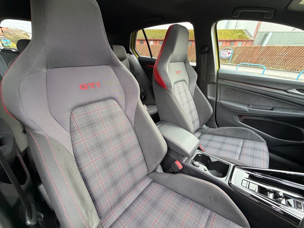 Used Volkswagen Golf 2024 for sale - 77275989: Photo 15