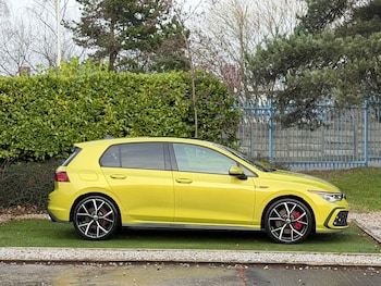 Used Volkswagen Golf 2024 for sale - 77275989: Photo