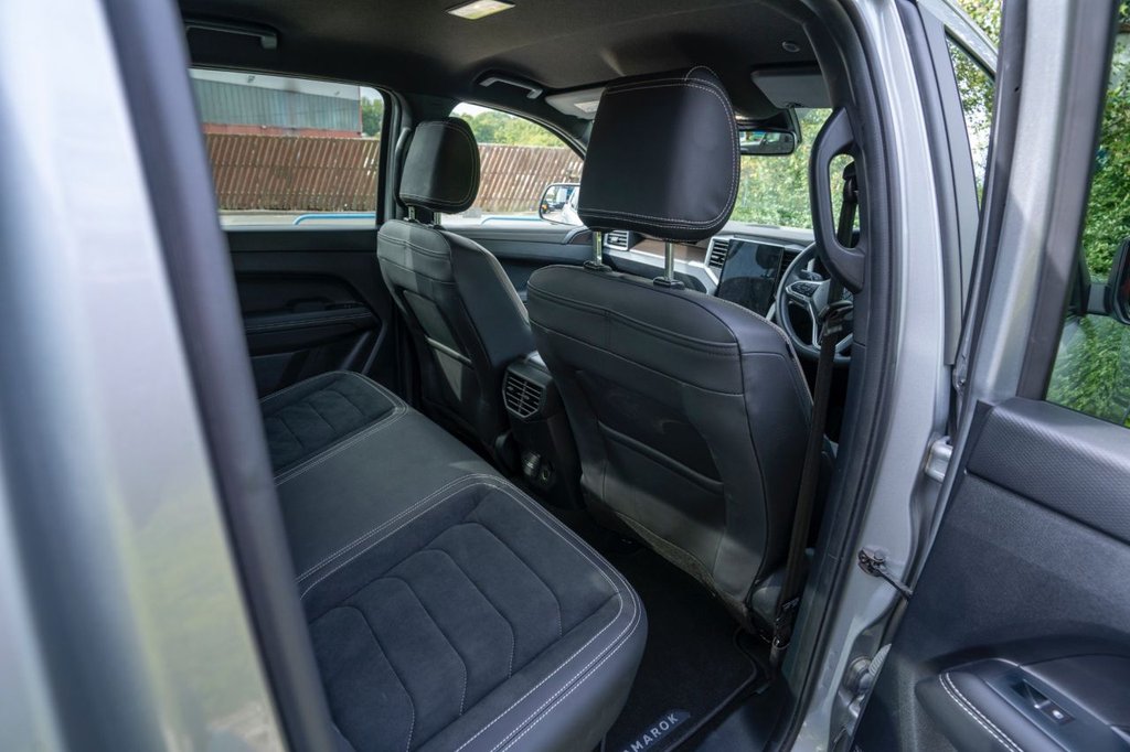 Used Volkswagen Amarok 2024 for sale - 76604685: Photo 10