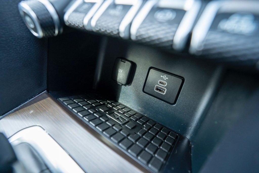 Used Volkswagen Amarok 2024 for sale - 76604685: Photo 30