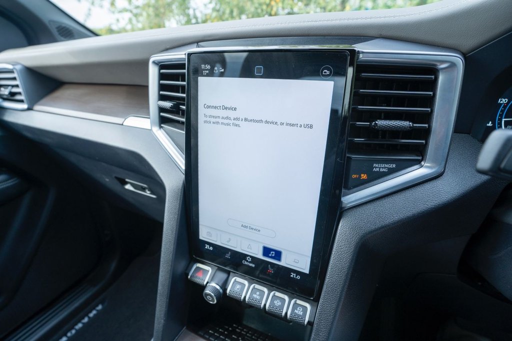 Used Volkswagen Amarok 2024 for sale - 76604685: Photo 32