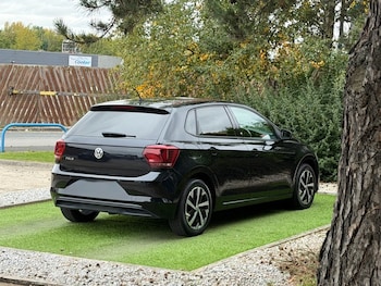 Used Volkswagen Polo 2018 for sale - 76291709: Photo