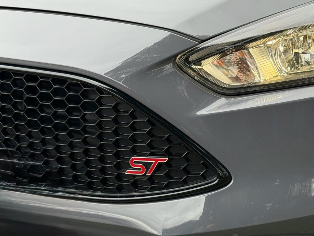 Used Ford Focus 2015 for sale - 77139551: Photo 15