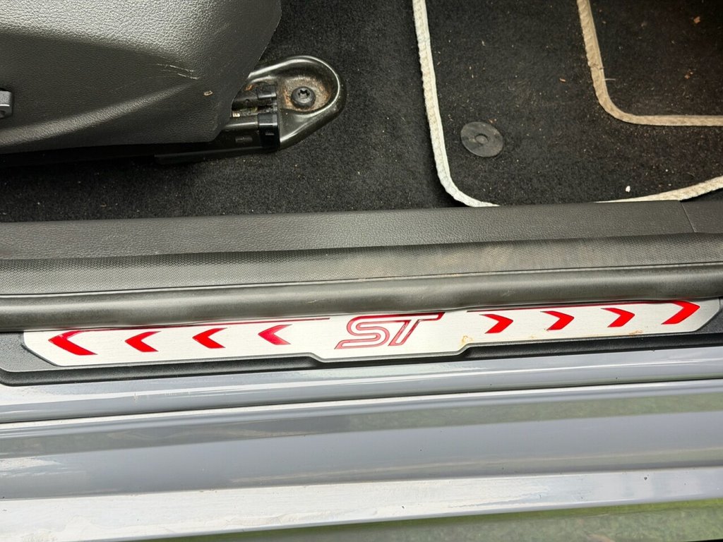 Used Ford Focus 2015 for sale - 77139551: Photo 21