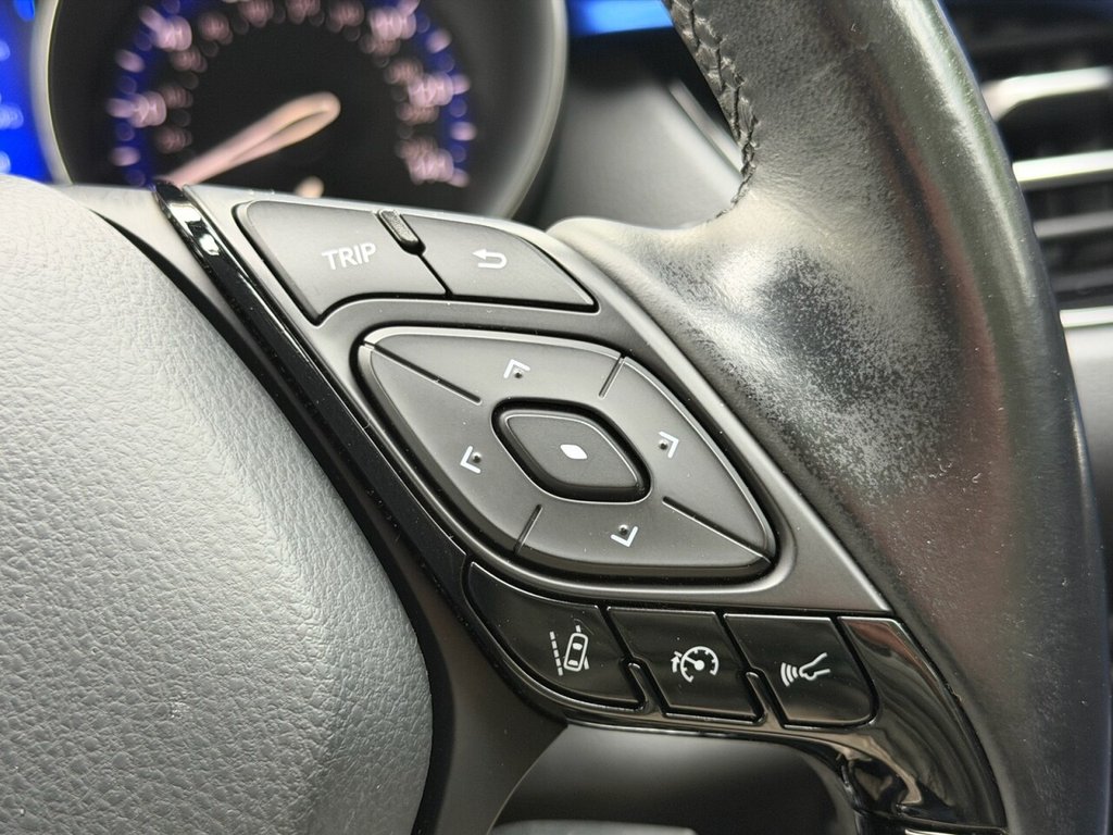 Used Toyota C-HR 2018 for sale - 76482048: Photo 19