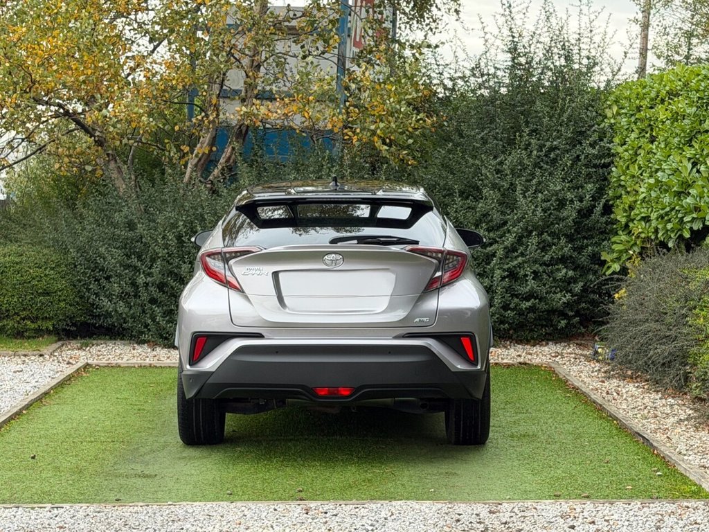 Used Toyota C-HR 2018 for sale - 76482048: Photo 4
