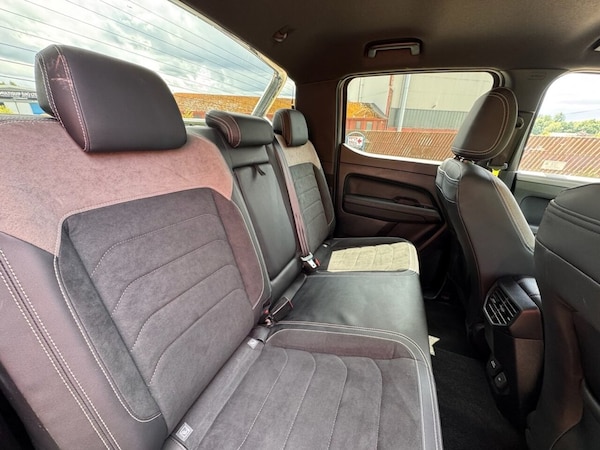 Used Volkswagen Amarok 2024 for sale - 75211684: Photo 10