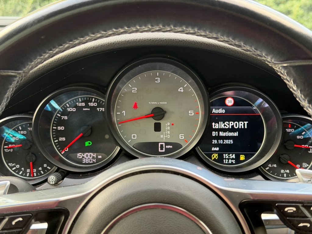 Used Porsche Cayenne 2016 for sale - 76820599: Photo 30