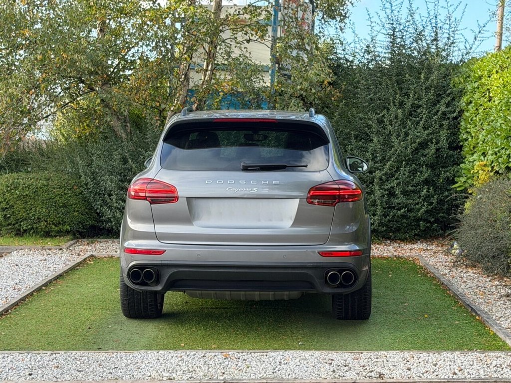 Used Porsche Cayenne 2016 for sale - 76820599: Photo 5