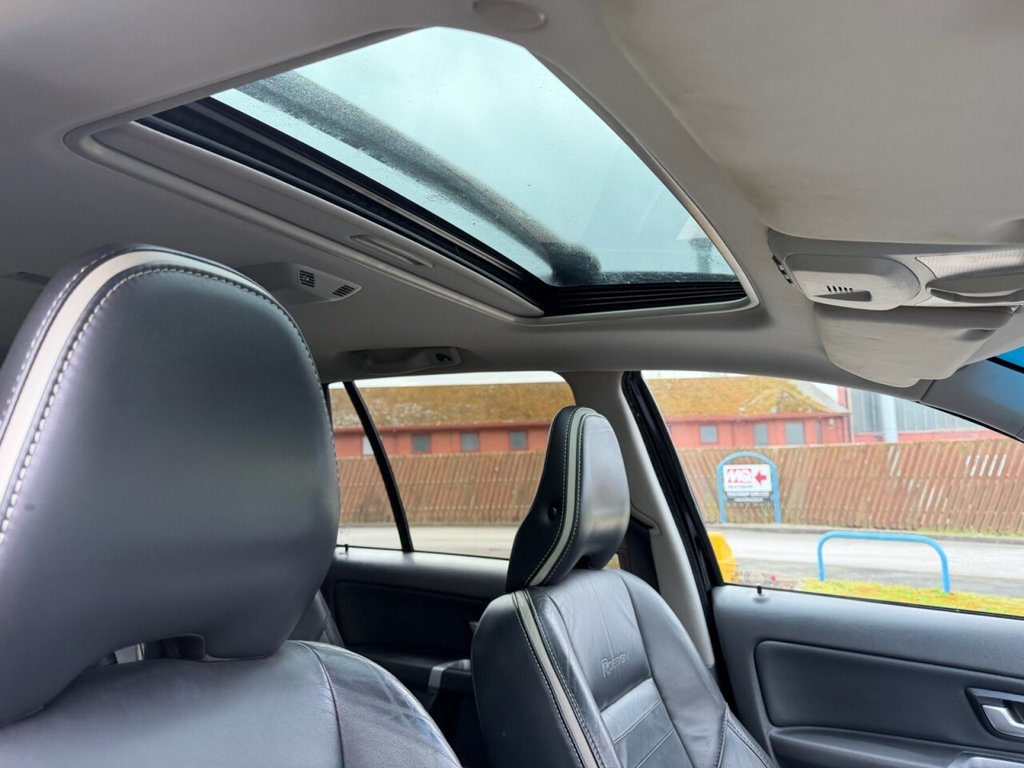 Used Volvo XC90 2011 for sale - 78008736: Photo 13