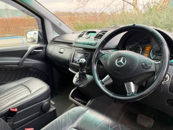 Used Mercedes-Benz Viano 2011 for sale - 78271406: Photo