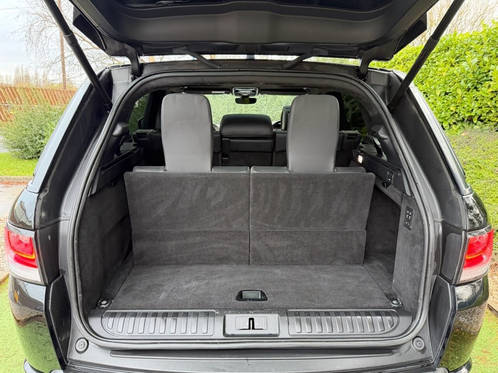 Used Land Rover Range Rover Sport 2017 for sale - 76985946: Photo 14