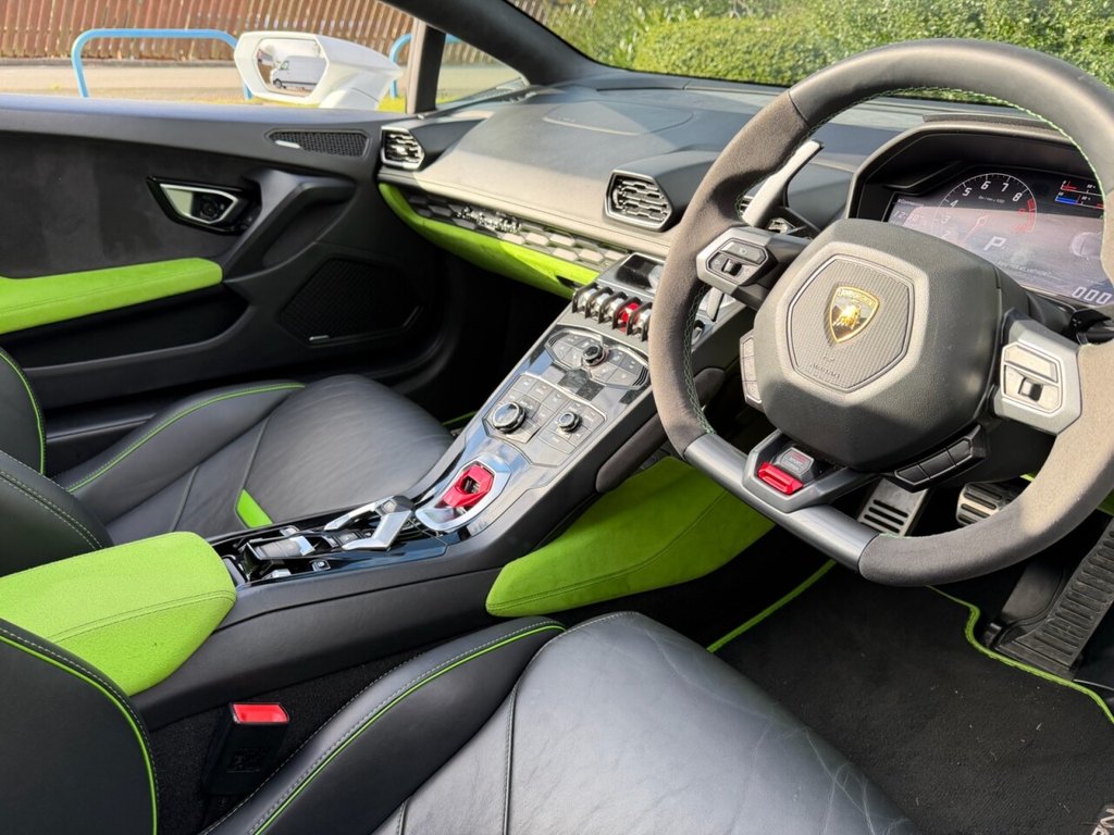 Used Lamborghini Huracan 2016 for sale - 77384243: Photo 24