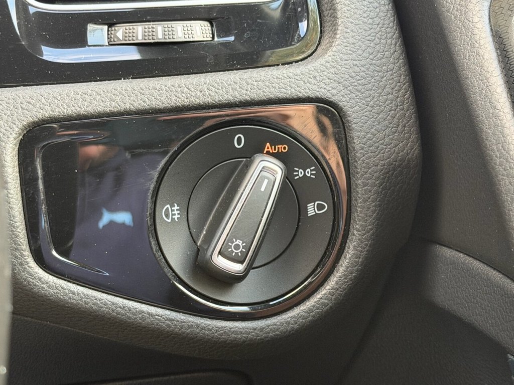 Used Volkswagen Golf 2016 for sale - 76367763: Photo 22