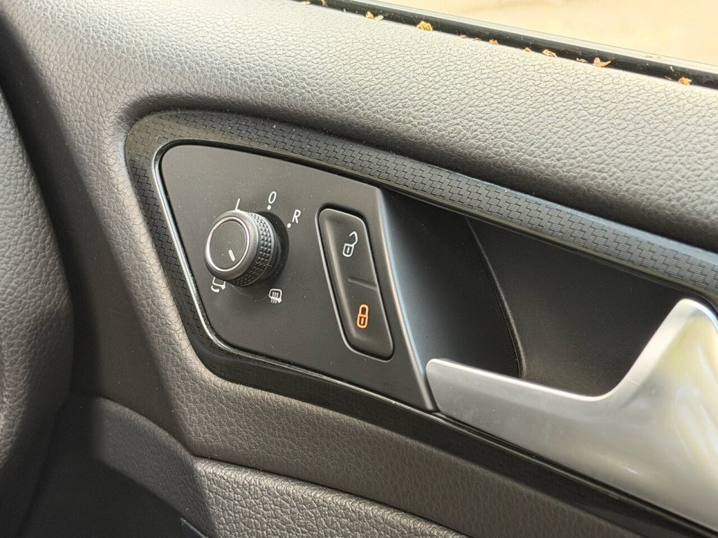 Used Volkswagen Golf 2016 for sale - 76367763: Photo 23