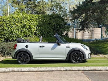 Used MINI Convertible 2022 for sale - 79238107: Photo