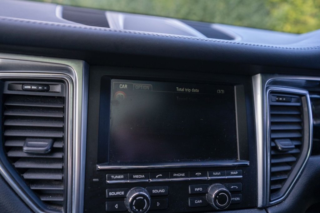 Used Porsche Macan 2015 for sale - 77056308: Photo 28