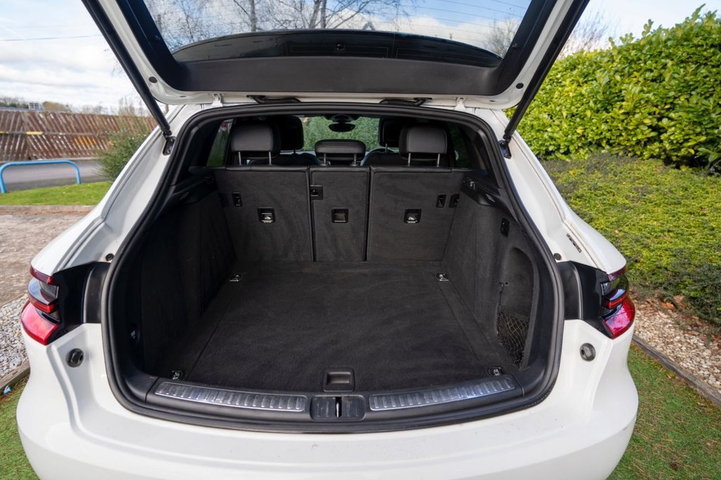 Used Porsche Macan 2015 for sale - 77056308: Photo 6