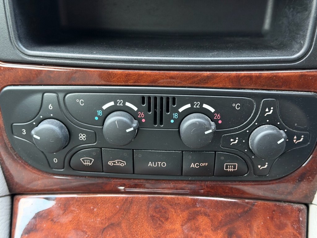 Used Mercedes-Benz CLK 2004 for sale - 76934754: Photo 17