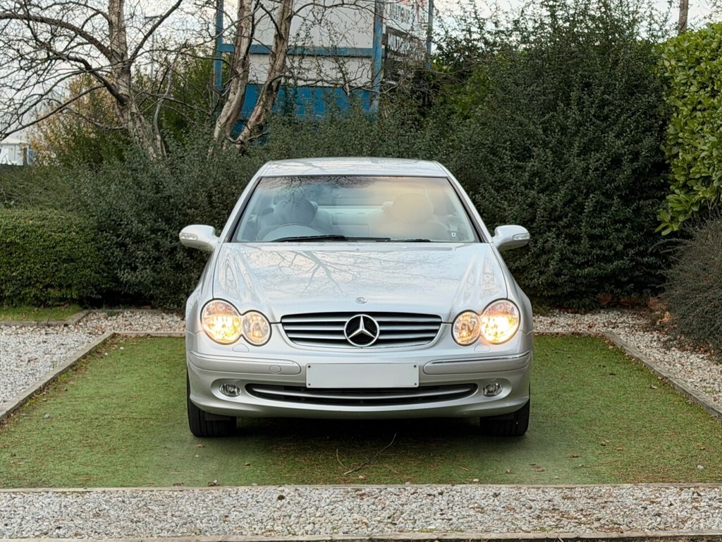 Used Mercedes-Benz CLK 2004 for sale - 76934754: Photo 8