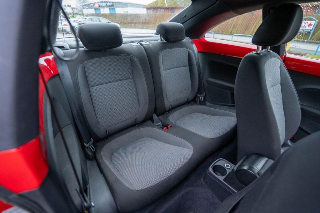 Used Volkswagen Beetle 2015 for sale - 77672671: Photo 14