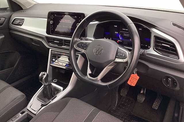 Used Volkswagen T-Roc 2022 for sale - 77572595: Photo 6